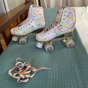 Impala Rollerskates x Cynthia Rowley Floral Quad Skates